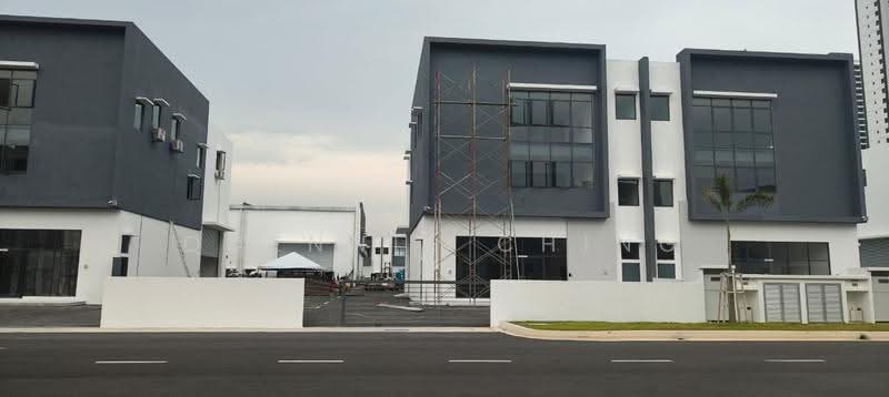 Factory for Rent in Puchong (Selangor) - Quennie Ching - Exterior - PropertyGuru.com.my
