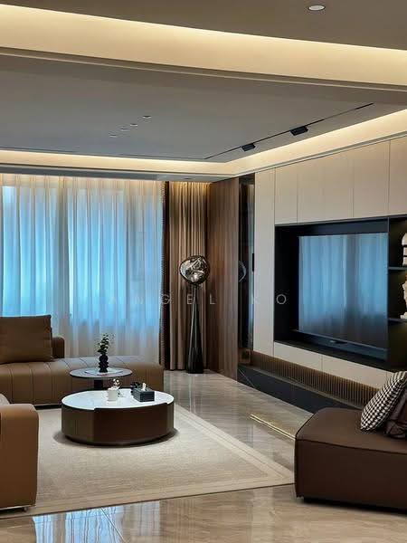 Kediaman Servis untuk Dijual di Golden Crown Residence - Angel Ko - Living Room - PropertyGuru.com.my