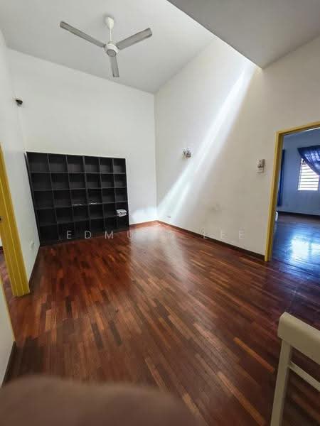 Rumah Teres 2-Tingkat untuk Disewa di Kemuning Utama (Shah Alam) - Edmund Lee - Living Room - PropertyGuru.com.my