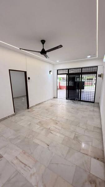 Rumah Teres 1-Tingkat untuk Dijual di Taman Muhibbah (Kluang) - Zen Wong - Living Room - PropertyGuru.com.my