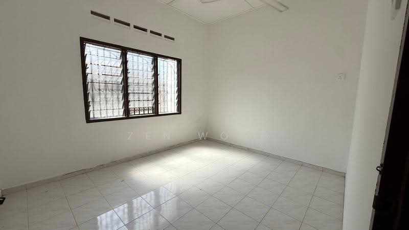Rumah Teres 1-Tingkat untuk Dijual di Taman Muhibbah (Kluang) - Zen Wong - PropertyGuru.com.my