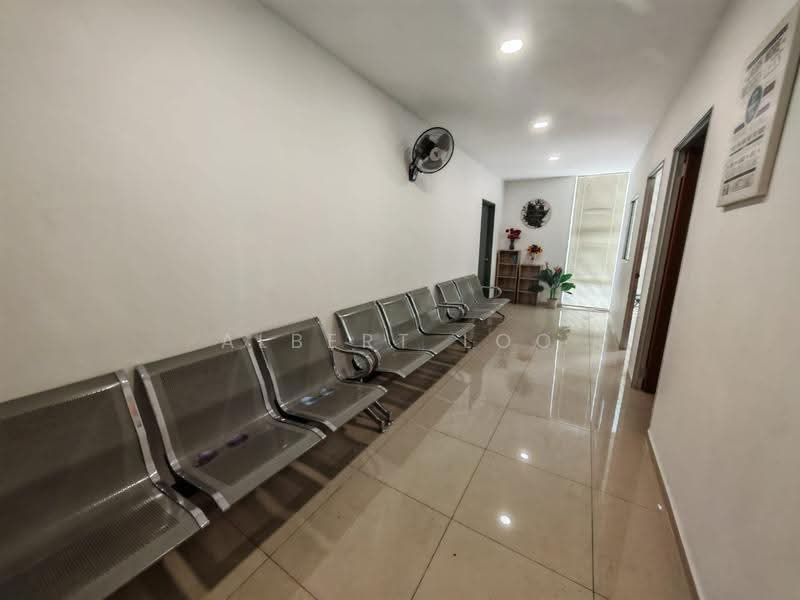 Shop / Office for Sale in Shah Alam (Selangor) - Albert Loo - Corridor - PropertyGuru.com.my