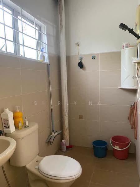 2-storey Terraced House for Sale in Rawang Perdana 1 (Rawang) - Shirly Ng - Bathroom - PropertyGuru.com.my