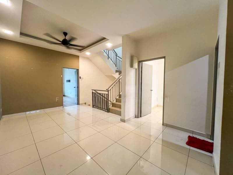 2.5-storey Terraced House for Sale in Sungai Merab (Dengkil) - Fikri Yasmin - PropertyGuru.com.my