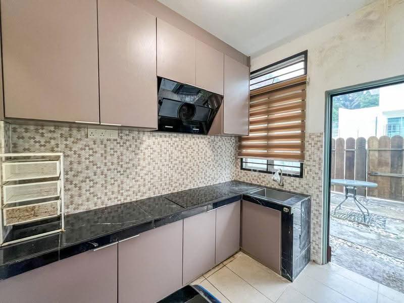 2.5-storey Terraced House for Sale in Sungai Merab (Dengkil) - Fikri Yasmin - PropertyGuru.com.my