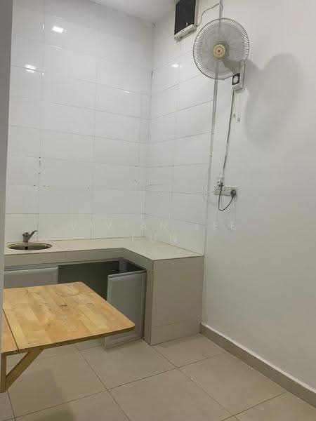 Factory for Rent in Taman Perindustrian Puchong Utama (Puchong) - Vivian Lee Fun - Kitchen - PropertyGuru.com.my
