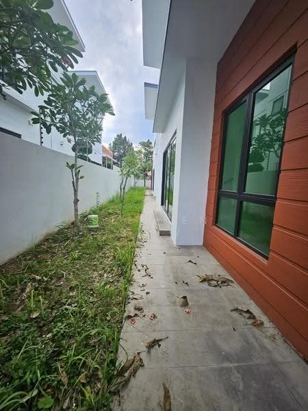 Semi-Detached House for Sale in Ipoh (Perak) - Stephen Siew - Exterior - PropertyGuru.com.my
