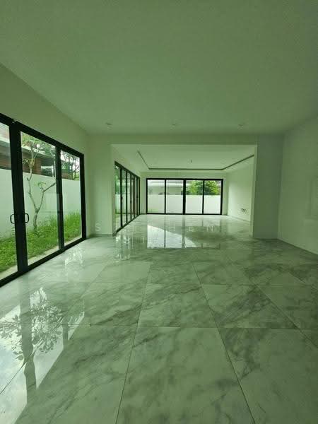 Semi-Detached House for Sale in Ipoh (Perak) - Stephen Siew - Living Room - PropertyGuru.com.my