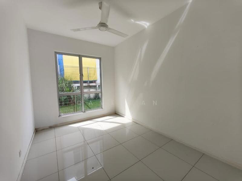 2-storey Terraced House for Sale in Bandar Country Homes (Rawang) - Dave Tan - Interior - PropertyGuru.com.my