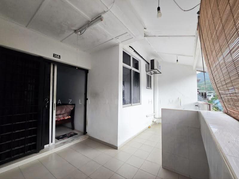 Townhouse for Sale in Taman Bukit Teratai (Ampang) - Azli Ibrahim - Balcony - PropertyGuru.com.my