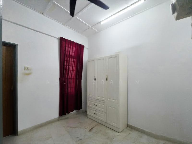 Townhouse for Sale in Taman Bukit Teratai (Ampang) - Azli Ibrahim - Interior - PropertyGuru.com.my