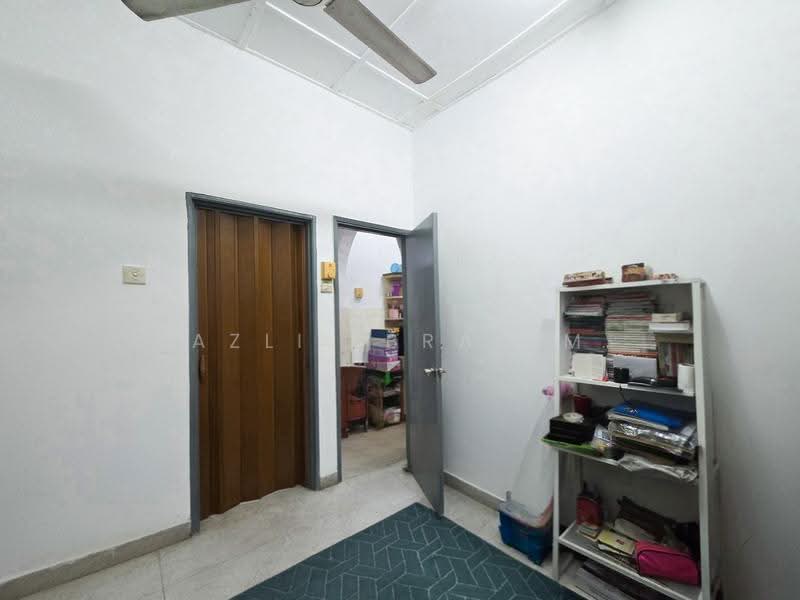 Townhouse for Sale in Taman Bukit Teratai (Ampang) - Azli Ibrahim - Interior - PropertyGuru.com.my