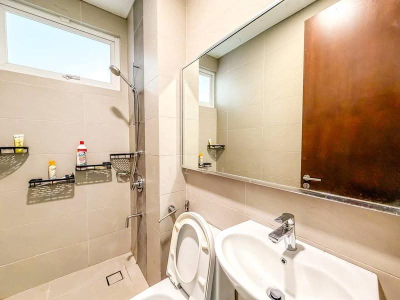 3-storey Terraced House for Sale in Bukit Jelutong (Shah Alam) - Azizol . - PropertyGuru.com.my