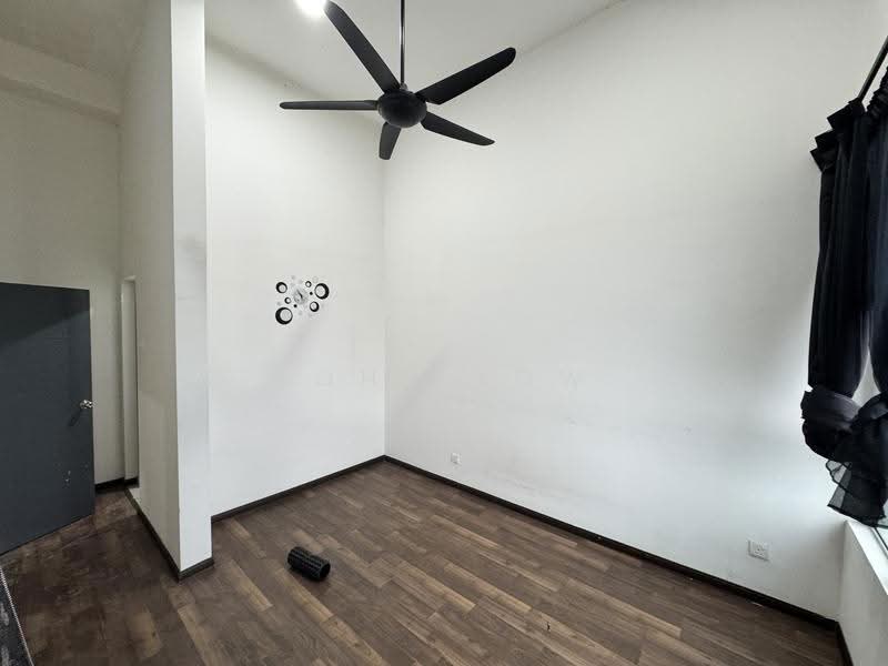 Service Residence for Rent at D'carlton (Residensi Seri Mega) - John Low - Interior - PropertyGuru.com.my