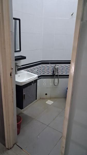 Terraced House for Rent in Taman Melawati (Ulu Kelang) - Alicia Yeoh - Bathroom - PropertyGuru.com.my