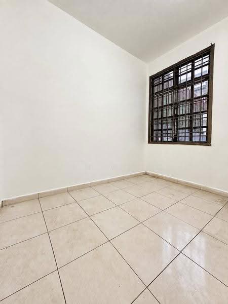 Rumah Teres 2-Tingkat untuk Dijual di Taman Tampoi Indah (Tampoi) - Zen Wong - Interior - PropertyGuru.com.my