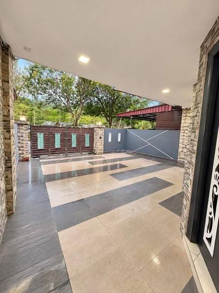 Rumah Teres 2-Tingkat untuk Dijual di Taman Tampoi Indah (Tampoi) - Zen Wong - Exterior - PropertyGuru.com.my