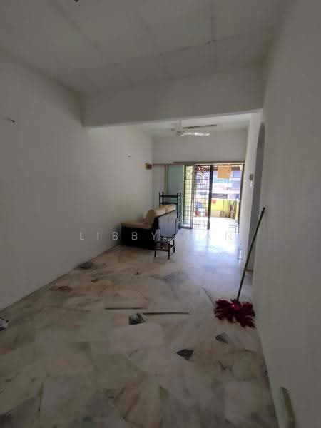 Rumah Bandar untuk Dijual di Taman Bukit Teratai (Ampang) - Libby Tan - Living Room - PropertyGuru.com.my