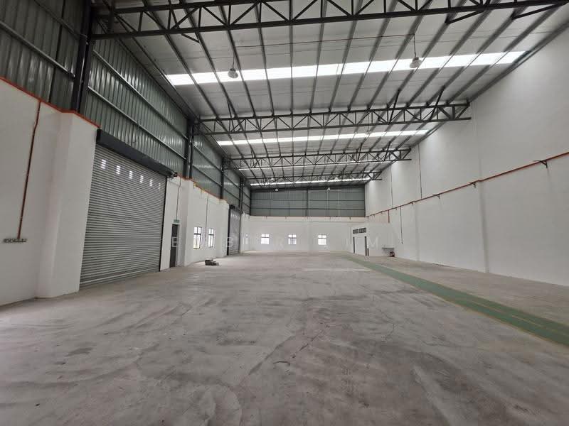 Semi-D Factory for Rent in Pasir Gudang (Johor) - Ember Lim - Interior - PropertyGuru.com.my