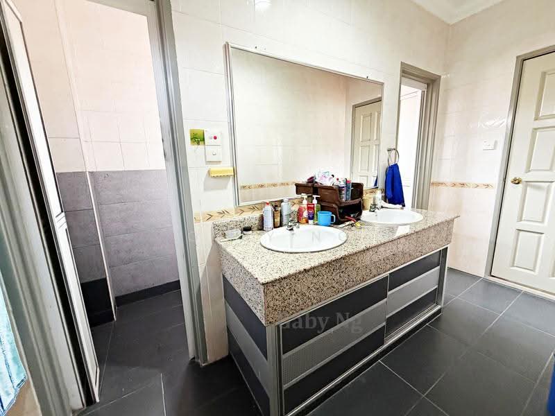 Semi-Detached House for Sale in Sungai Long (Bandar Sungai Long) - Gaby Ng - Bathroom - PropertyGuru.com.my