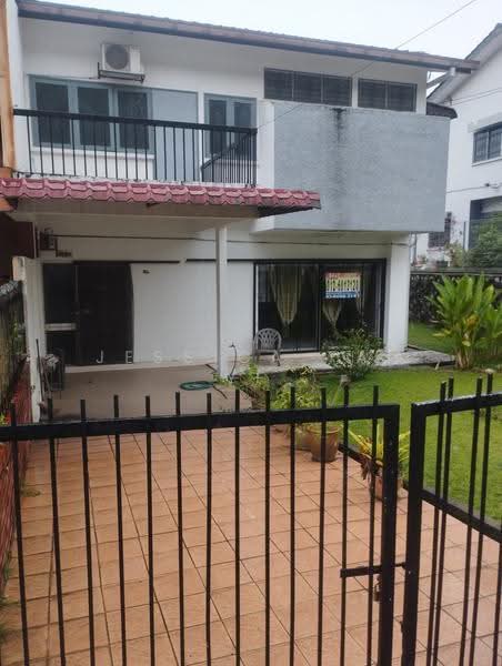Semi-Detached House for Sale in Taman Cuepacs (Cheras) - Jessica Tai YF - Exterior front entrance - PropertyGuru.com.my
