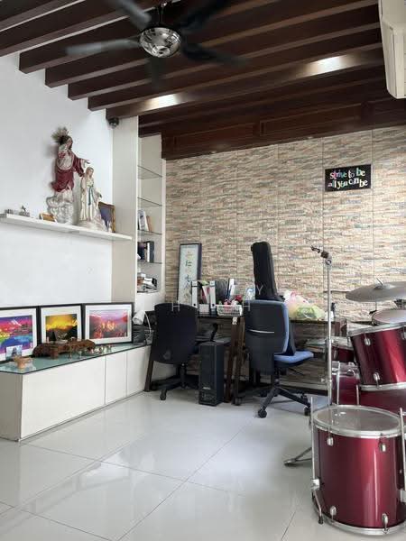 2-storey Terraced House for Sale in Bandar Metro Puchong (Puchong) - Carrey Chiah - Interior - PropertyGuru.com.my