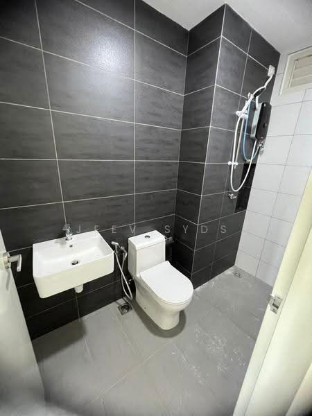 Condominium for Rent at Horizon Suites - Jeev Syds - Bathroom - PropertyGuru.com.my
