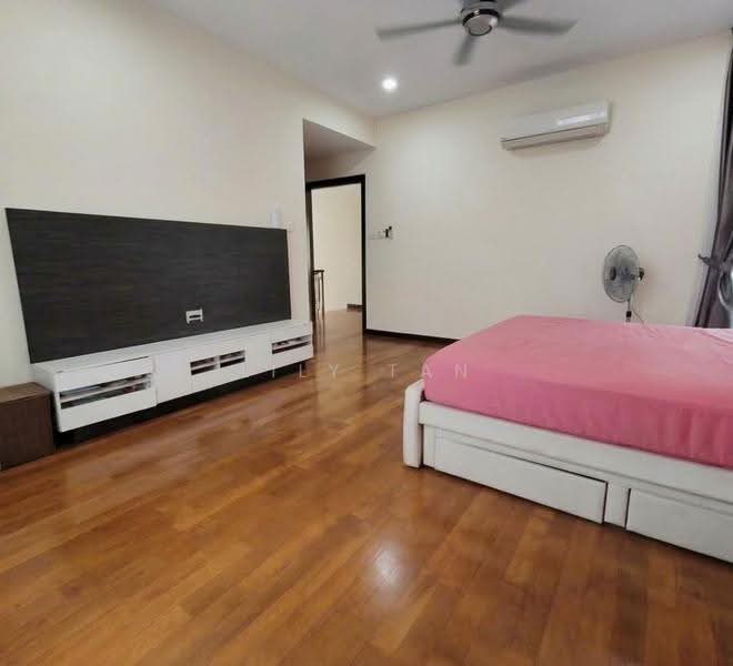 Rumah Banglo untuk Dijual di Bukit Sungai Long (Bandar Sungai Long) - Lily Tan - Bedroom - PropertyGuru.com.my