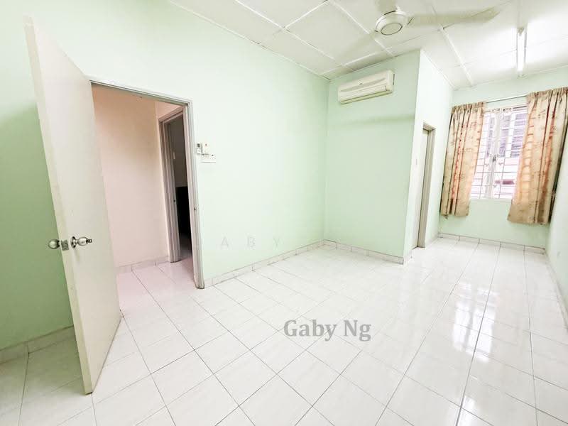 2-storey Terraced House for Sale in Sungai Long (Bandar Sungai Long) - Gaby Ng - Interior - PropertyGuru.com.my