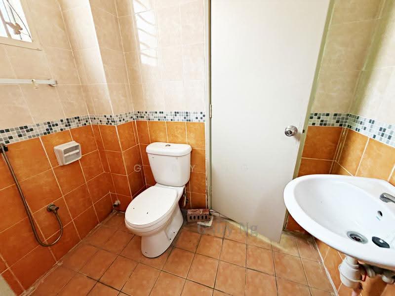 2-storey Terraced House for Sale in Sungai Long (Bandar Sungai Long) - Gaby Ng - Bathroom - PropertyGuru.com.my