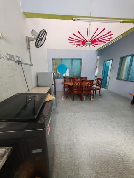 Rumah Teres 1-Tingkat untuk Dijual di Kluang (Johor) - Shanel Tee - Kitchen - PropertyGuru.com.my