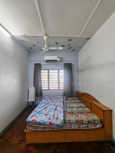 Rumah Teres 1-Tingkat untuk Dijual di Kluang (Johor) - Shanel Tee - Bedroom - PropertyGuru.com.my