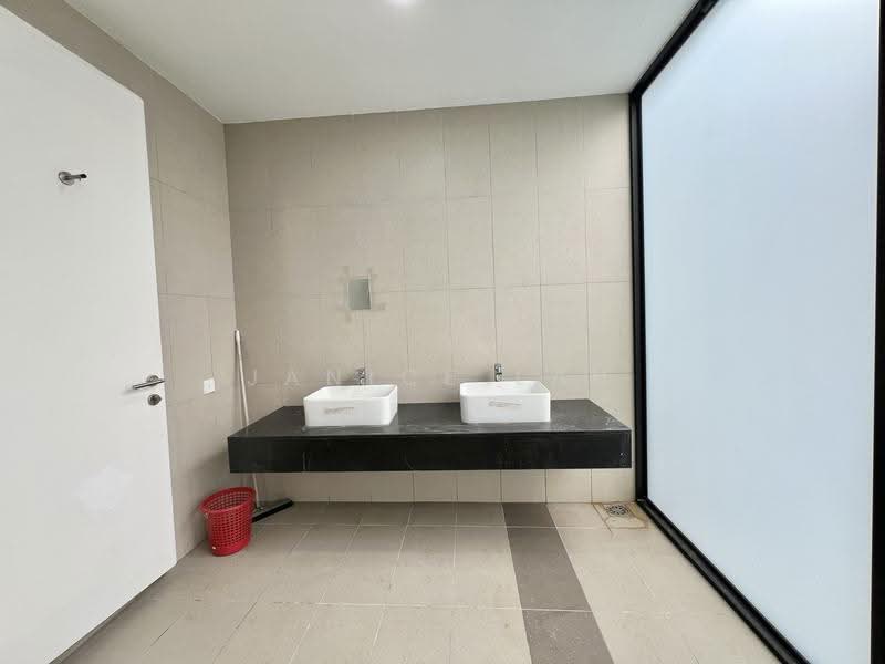 Semi-Detached House for Sale in Bandar Sungai Long (Selangor) - Janice Lau - Bathroom - PropertyGuru.com.my