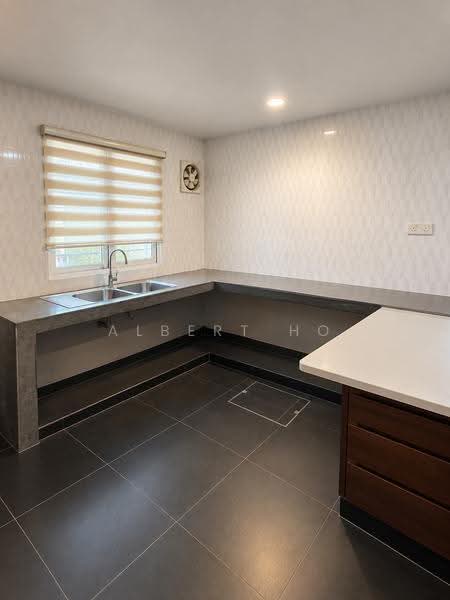 1-storey Terraced House for Sale in Kelana Jaya (Petaling Jaya) - Albert Ho - Kitchen - PropertyGuru.com.my