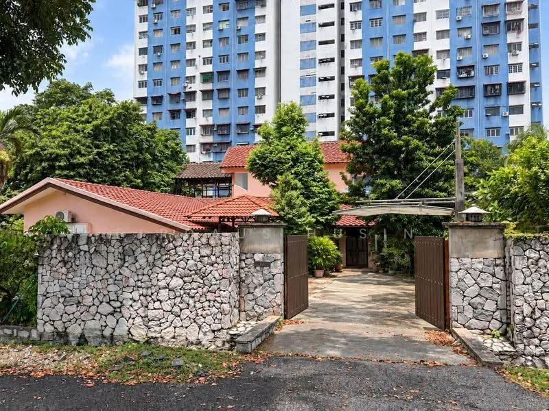 Bungalow House for Sale in Kampung Tunku (Petaling Jaya) - Firdaus Husin - PropertyGuru.com.my