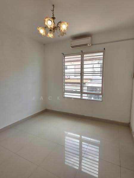 2-storey Terraced House for Sale in Taman Bukit Suria II (Cheras) - Jackie Ng - Interior - PropertyGuru.com.my