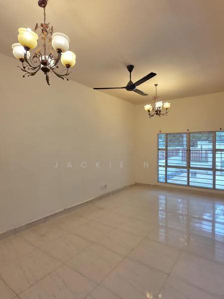 2-storey Terraced House for Sale in Taman Bukit Suria II (Cheras) - Jackie Ng - Living Room - PropertyGuru.com.my