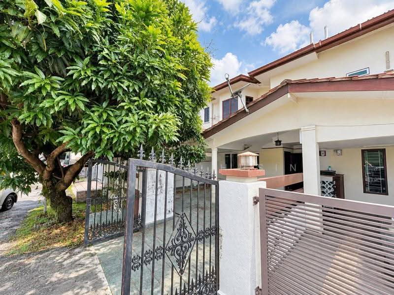 2-storey Terraced House for Sale in Bandar Sri Damansara (Selangor) - Firdaus Husin - Exterior - PropertyGuru.com.my