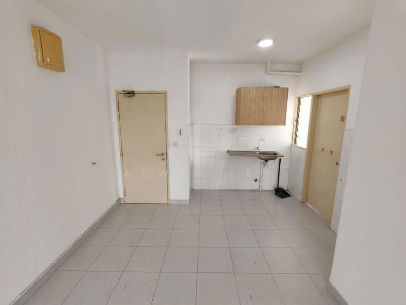 Apartment for Rent at Seri Intan Apartment - Alwin Lee - Kitchen - PropertyGuru.com.my