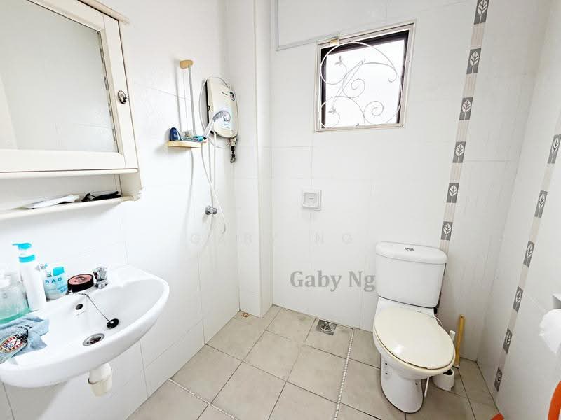 Semi-Detached House for Sale in Bukit Sungai Long (Bandar Sungai Long) - Gaby Ng - Bathroom - PropertyGuru.com.my