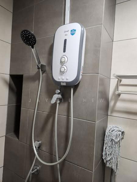 Service Residence for Rent at MIRA at Shorea Park - Jaycie Hew - Bathroom - PropertyGuru.com.my