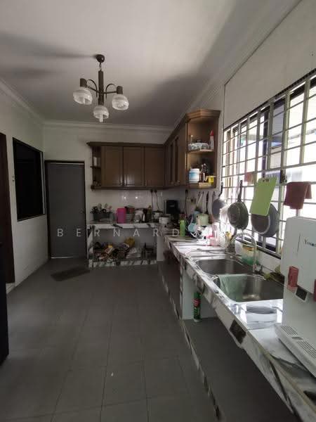 2-storey Terraced House for Sale in Taman Sri Putri (Skudai) - Bernard Lim - Kitchen - PropertyGuru.com.my