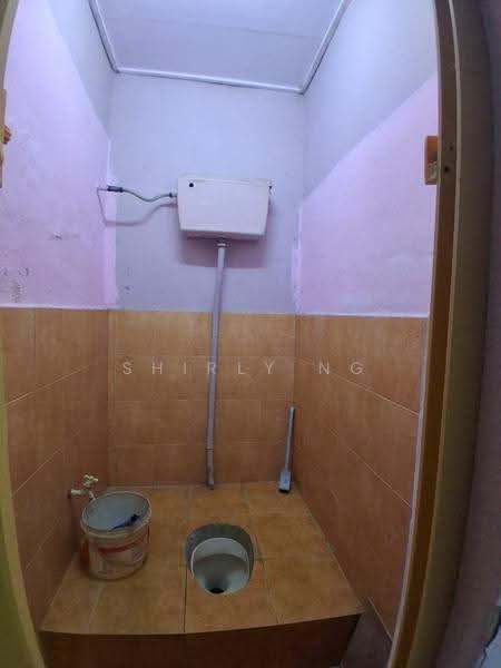 Rumah Teres 1-Tingkat untuk Dijual di Taman Bersatu (Rawang) - Shirly Ng - Bathroom - PropertyGuru.com.my