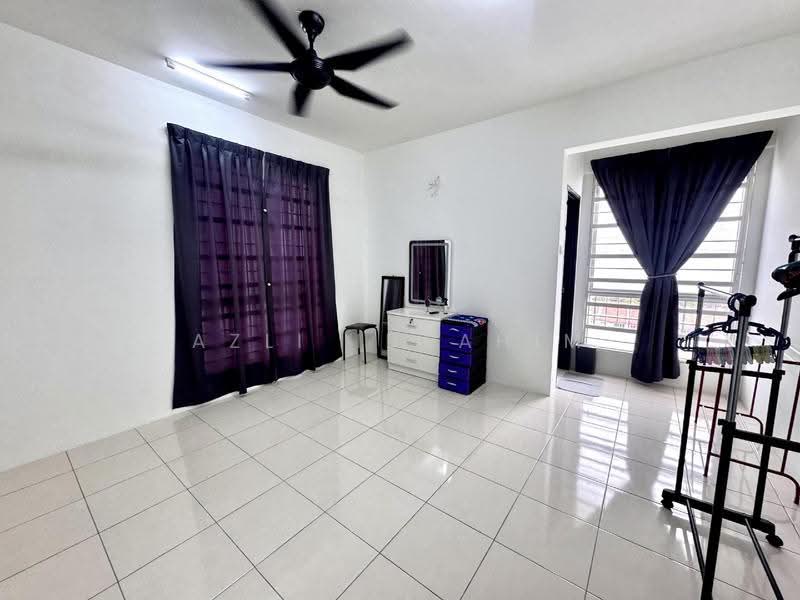 Apartment for Sale at Puncak Hijauan - Azli Ibrahim - Living Room - PropertyGuru.com.my