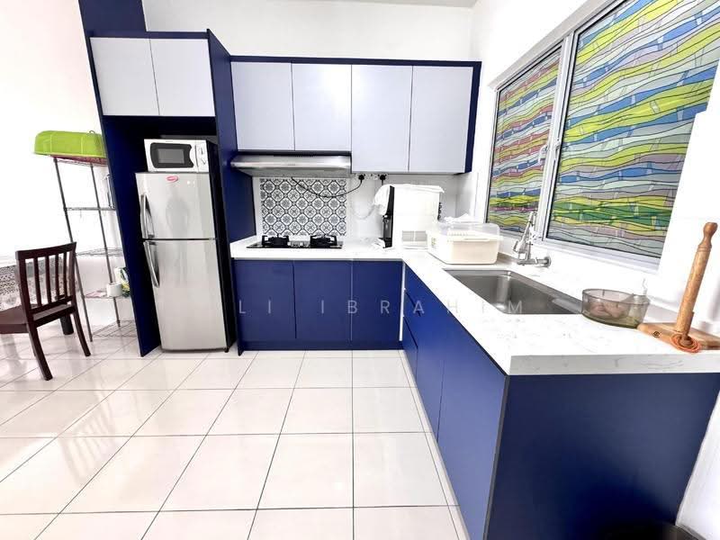 Apartment for Sale at Puncak Hijauan - Azli Ibrahim - Kitchen - PropertyGuru.com.my
