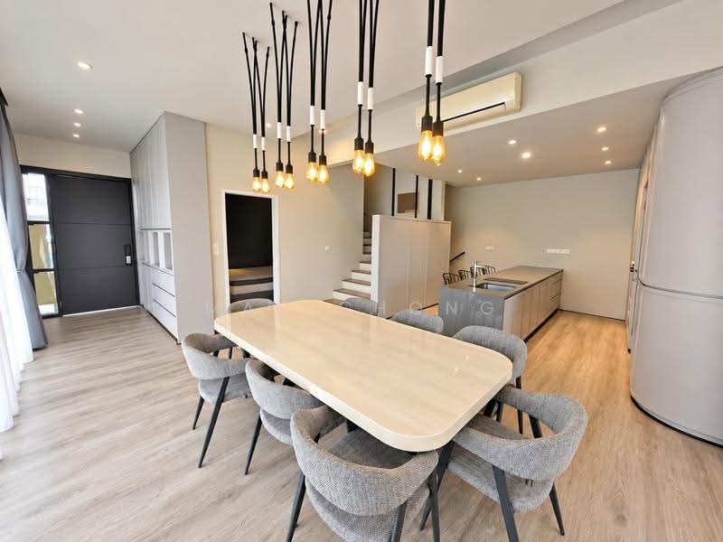 Townhouse for Rent in Kajang (Selangor) - Mac Chong - Dining Room - PropertyGuru.com.my