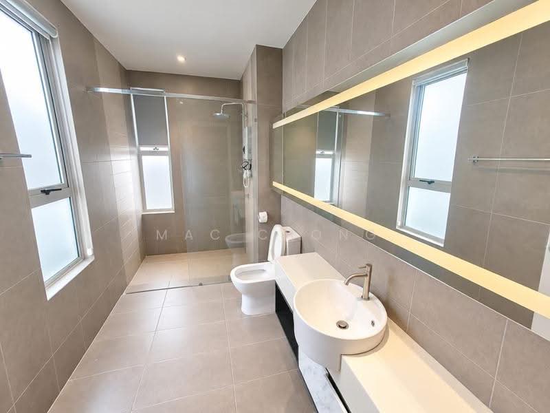 Townhouse for Rent in Kajang (Selangor) - Mac Chong - Bathroom - PropertyGuru.com.my