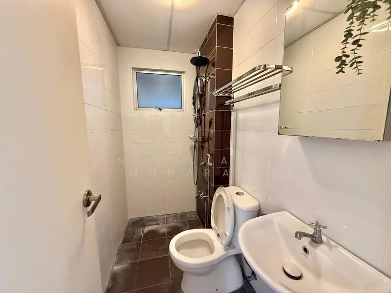Apartment for Sale at Residensi Alam Damai (PR1MA @ Alam Damai) - Nurul Ain Muharam - Bathroom - PropertyGuru.com.my