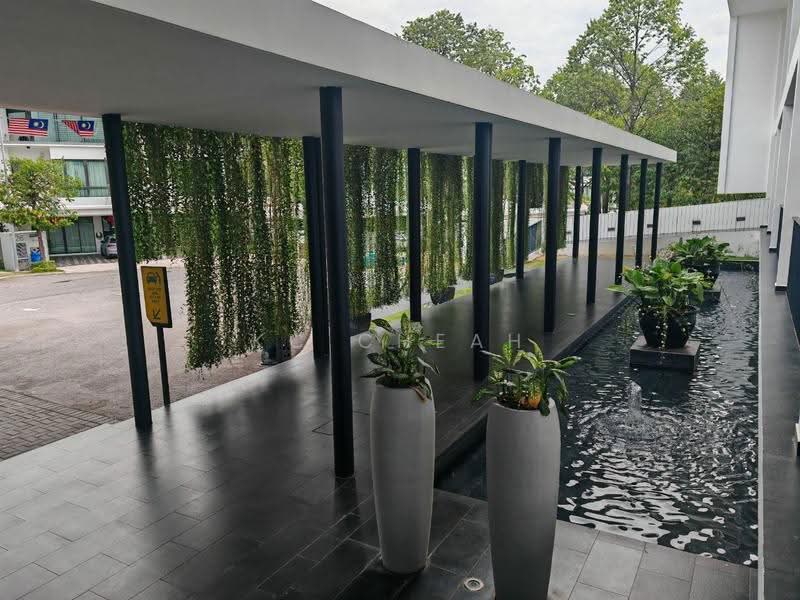 Rumah Teres 3-Tingkat untuk Dijual di Duta Villa (Setia Alam) - KC Cheah - Exterior - PropertyGuru.com.my