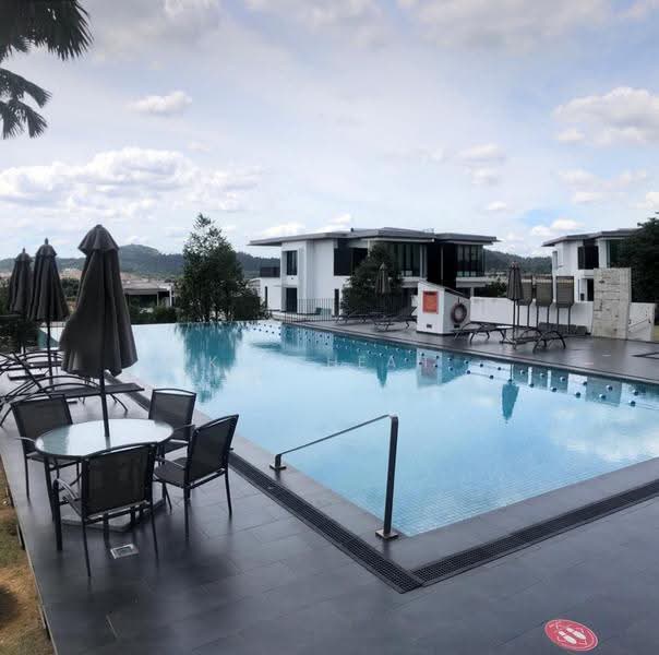 Rumah Teres 3-Tingkat untuk Dijual di Duta Villa (Setia Alam) - KC Cheah - Exterior - PropertyGuru.com.my